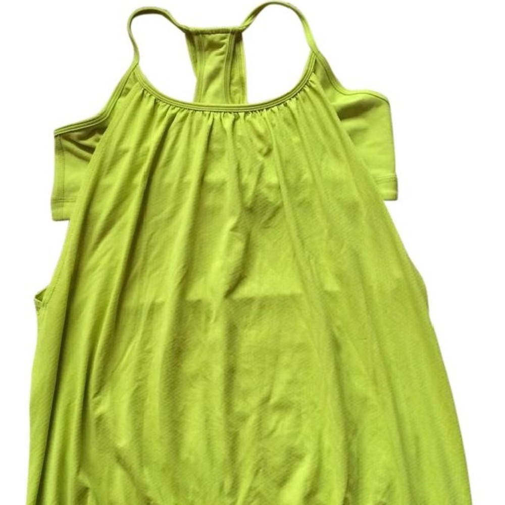 Lululemon’s No Limits tank